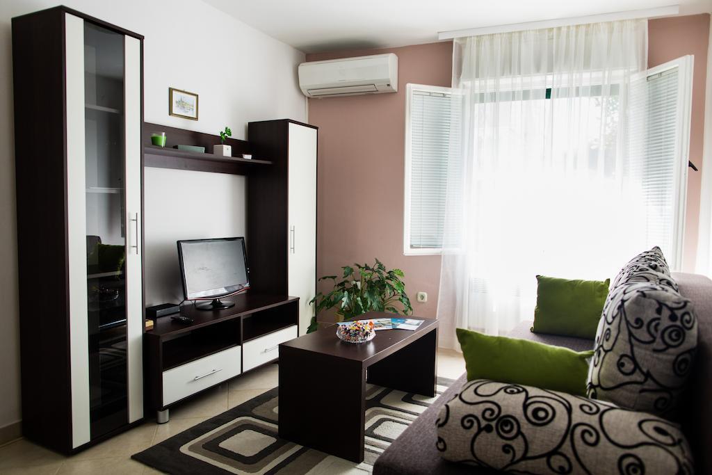 Apartments Kanajet Kastela Ruang foto